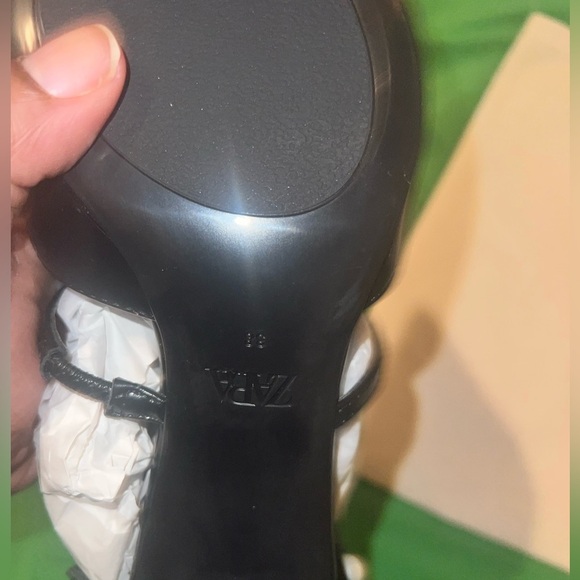 NWT Zara Sling Back Kitten Heels with Pearl Detailing size 38 - Picture 10 of 13